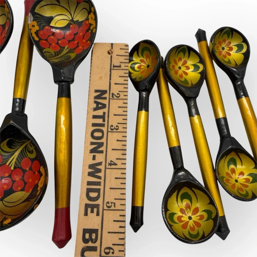 Lot of 11 Vtg Russian‎ Khokhloma Spoons Lacquer Hand Painted Wood  5 Sm 6 Lrg